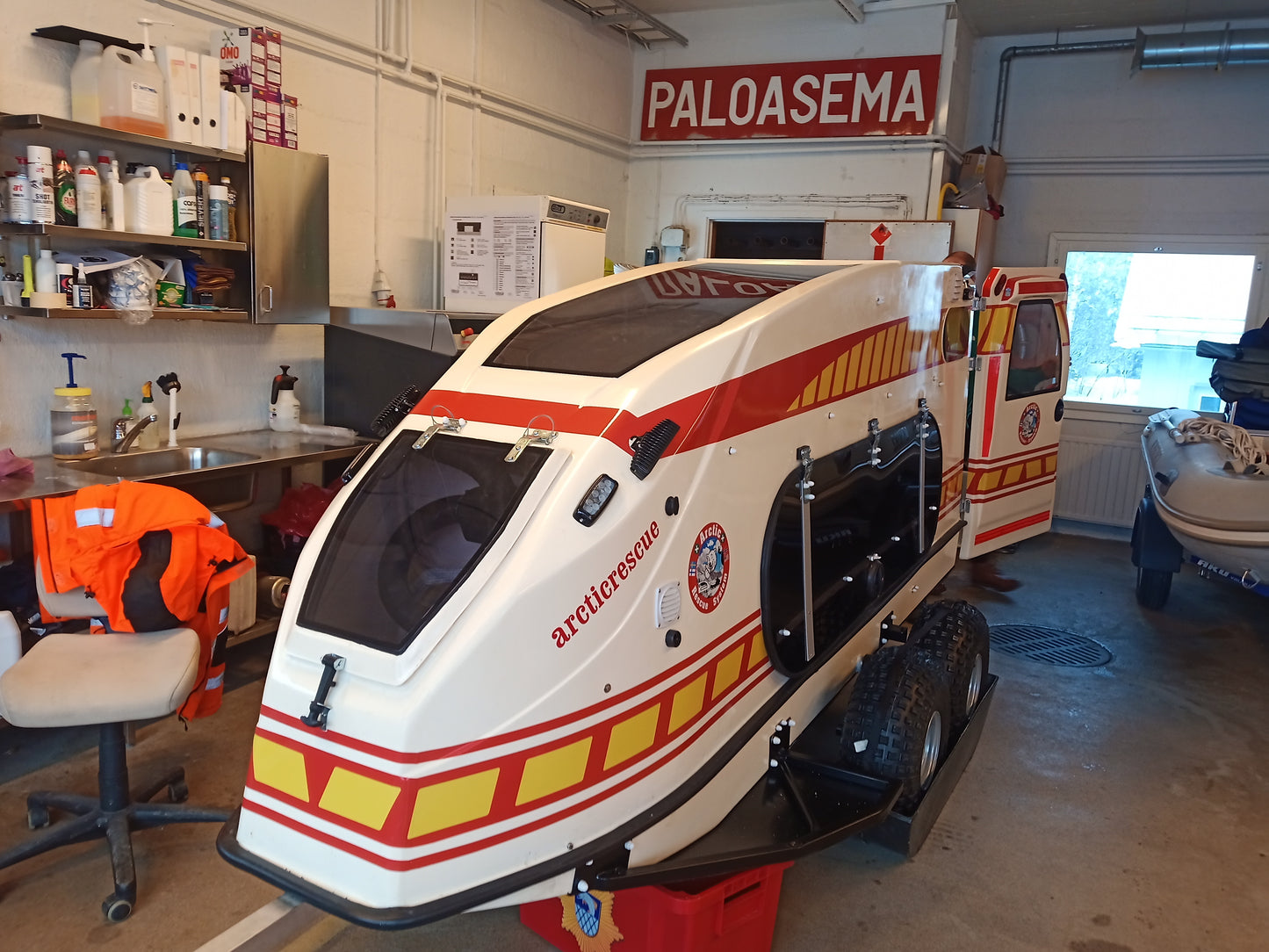 Arctic Rescue Ambulance